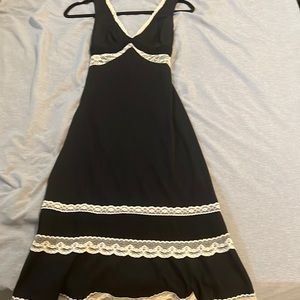 Vintage black/cream Express dress ASO on Gilmore Girls Ep 3x20 Goodnight, Gracie